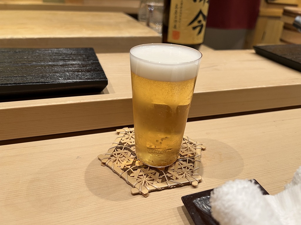 ビール(小グラス) - 鮨 くろ﨑