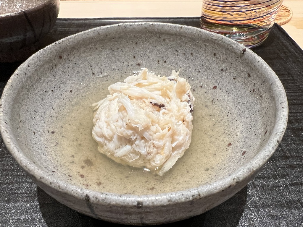 ワタリガニのしんじょ(つなぎに少し白甘鯛を使ってる) - 鮨 くろ﨑
