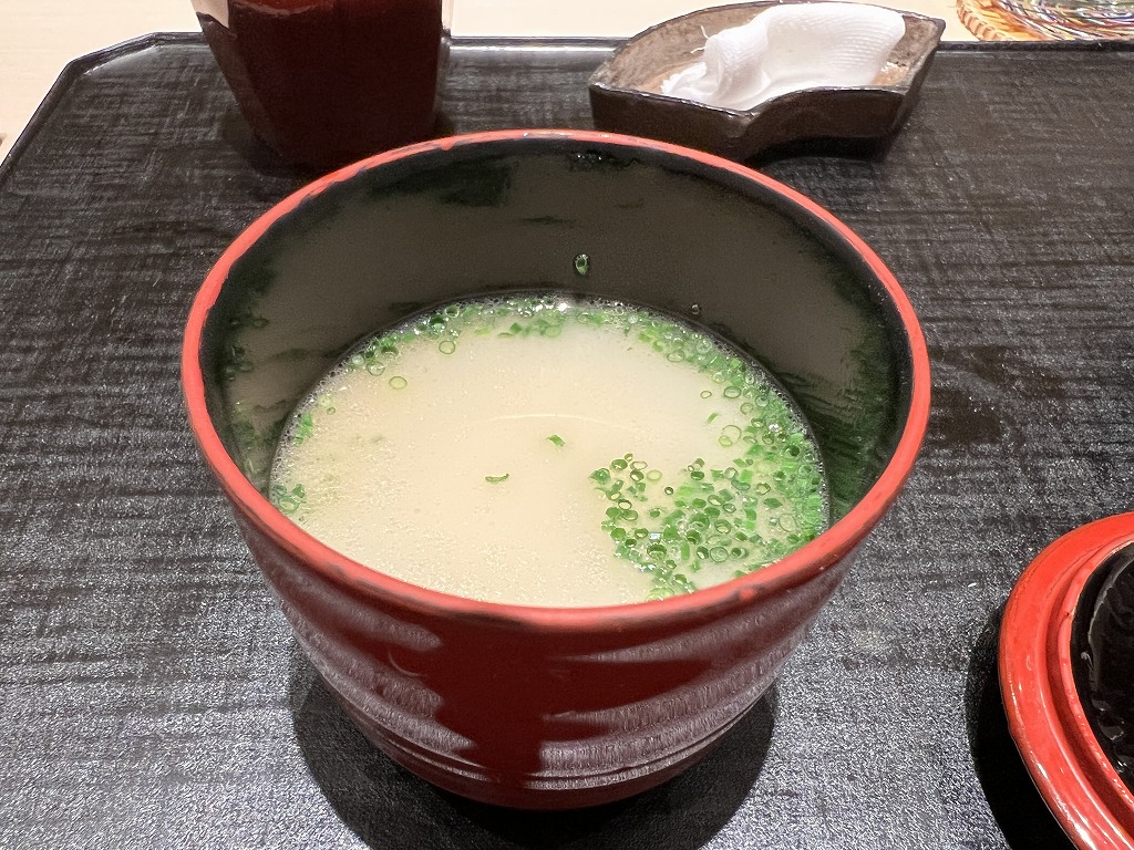 金目鯛と白甘鯛のお出汁 - 鮨 くろ﨑