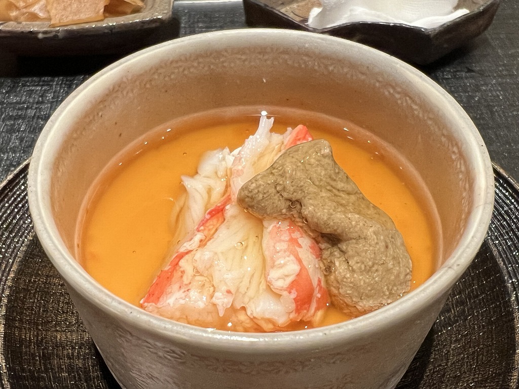松葉蟹の茶碗蒸し(蟹味噌入り) - 鮨 くろ﨑