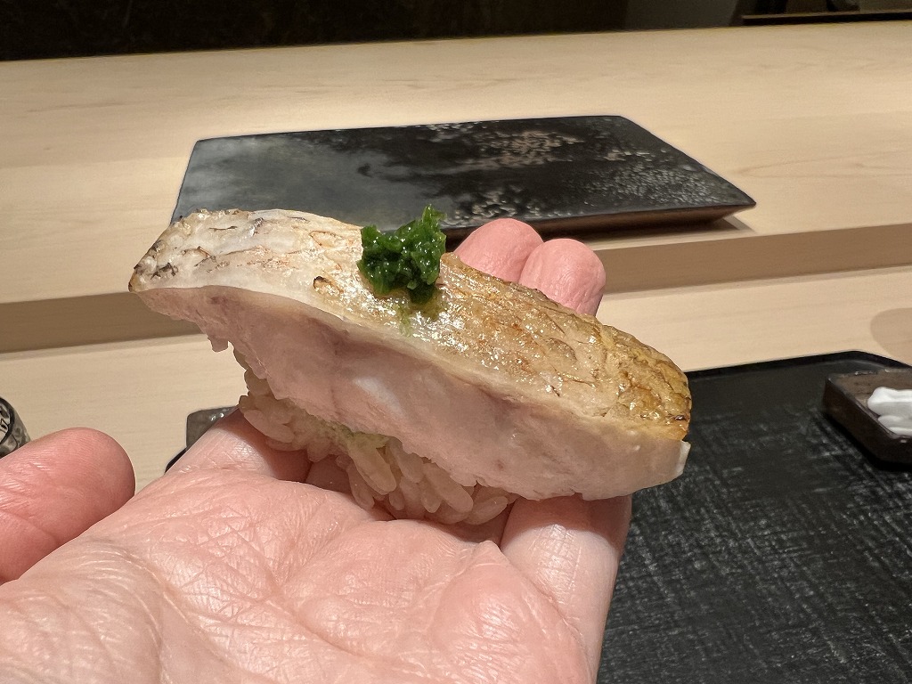 ノドグロ(炙り＆塩) - 鮨 くろ﨑