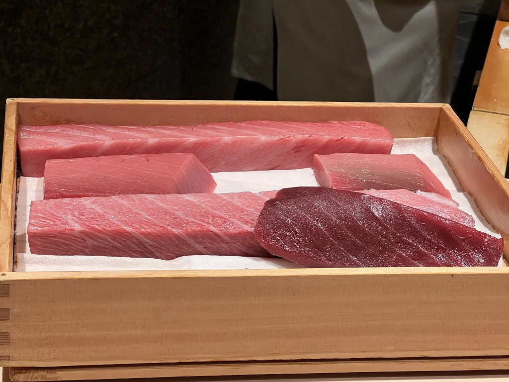マグロ 柵 - 鮨 くろ﨑
