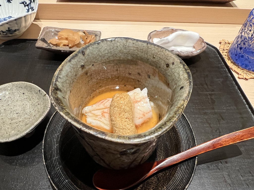 毛蟹の茶碗蒸し(北海道 苫小牧産) - 鮨 くろ﨑