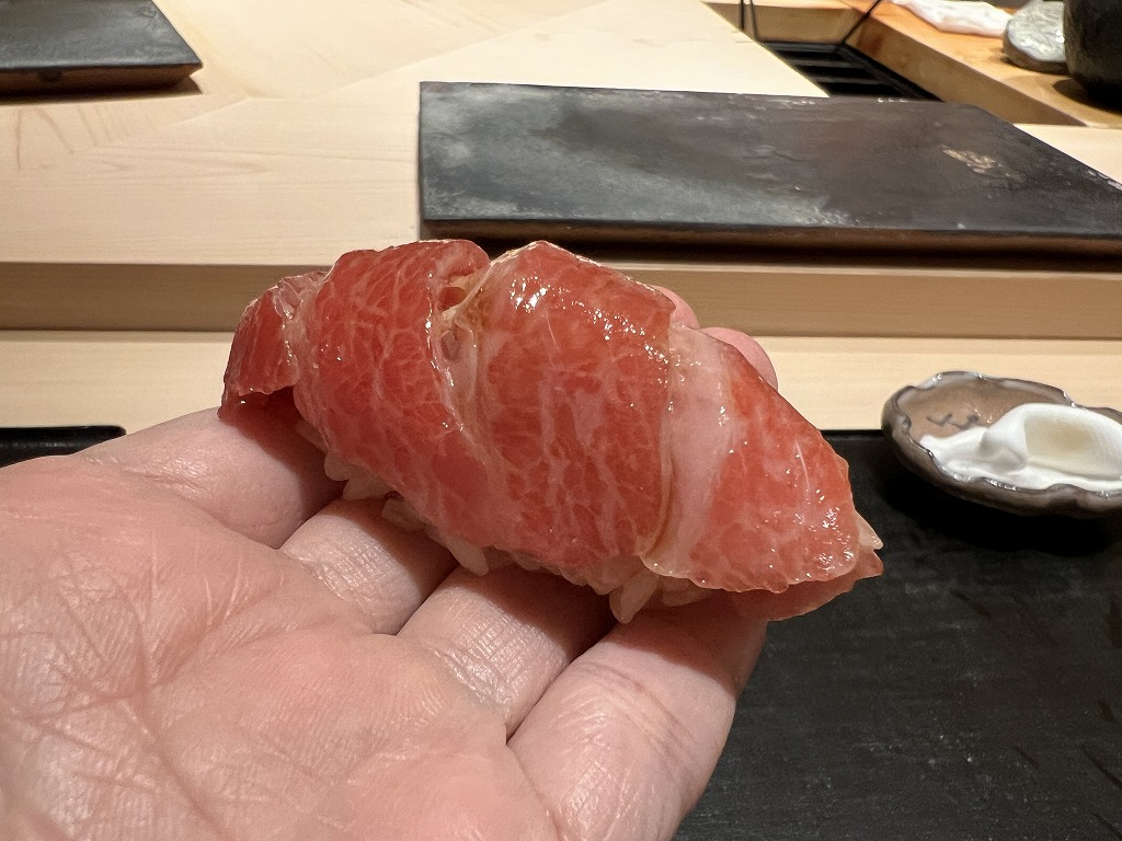 大トロ(大間産)(140kgくらい) - 鮨 くろ﨑