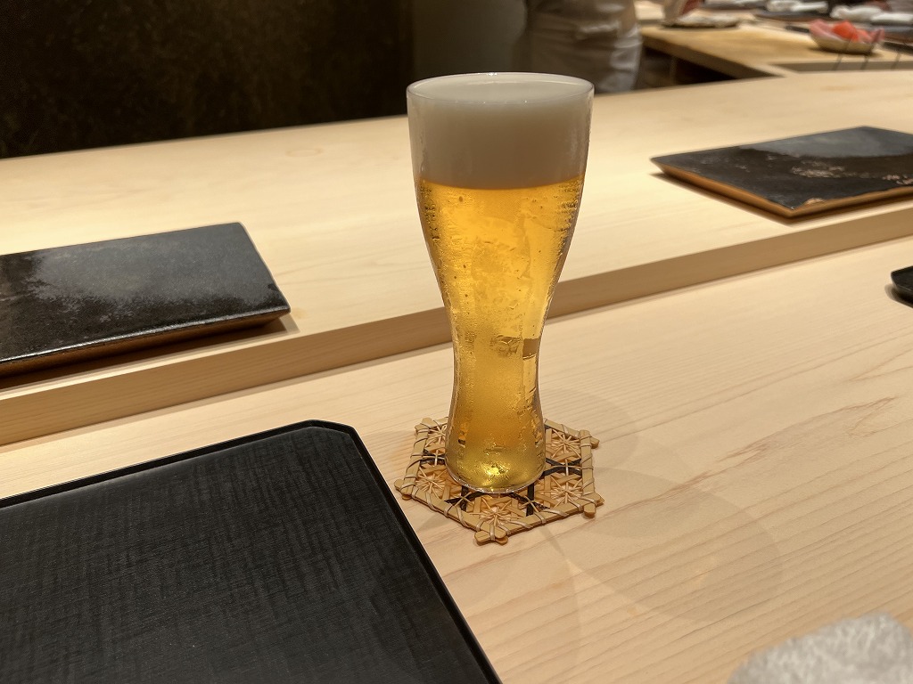 ビール(小グラス) - 鮨 くろ﨑