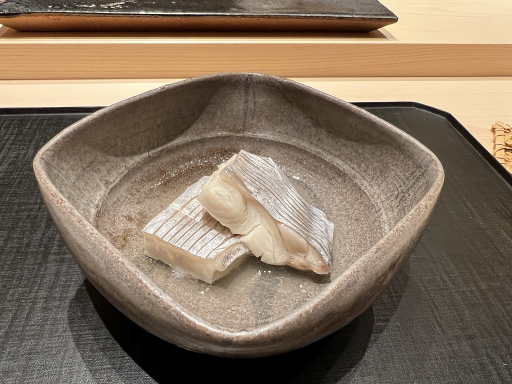- 鮨 くろ﨑