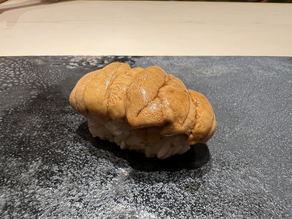 赤ウニ(佐賀唐津産)【にぎり】 - 鮨 くろ﨑